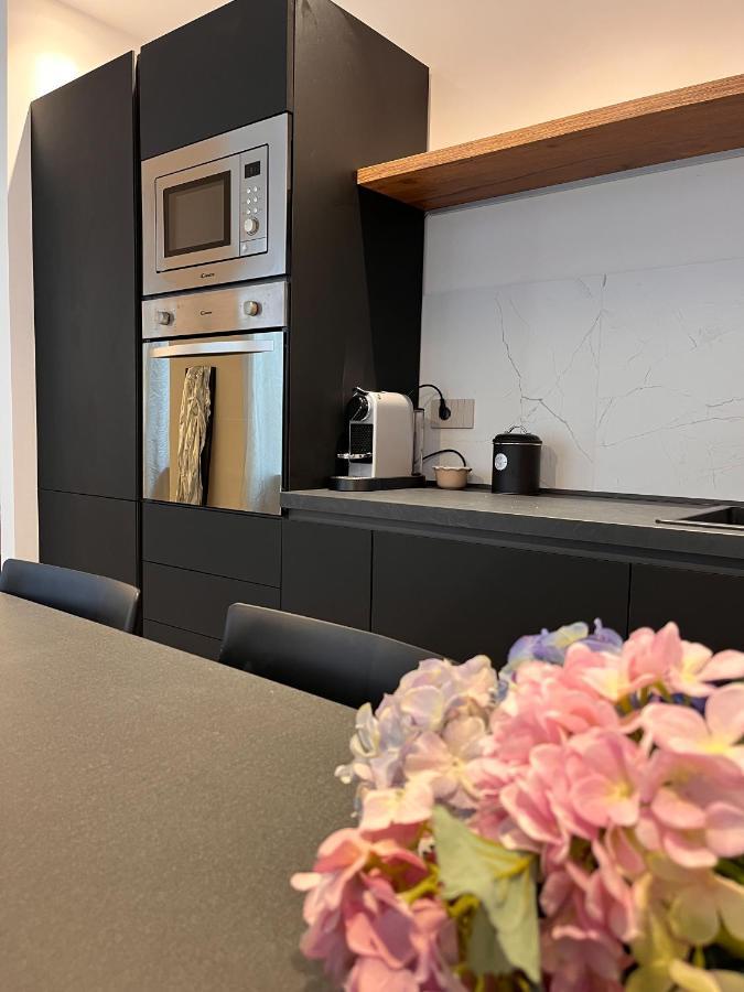 The Bright Nest Apartments Verona Bagian luar foto