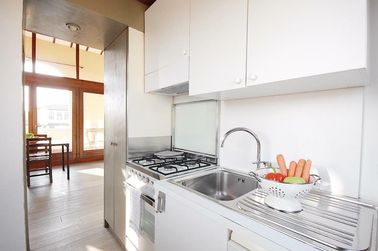 The Bright Nest Apartments Verona Bagian luar foto