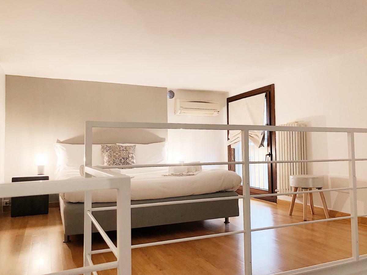 The Bright Nest Apartments Verona Bagian luar foto