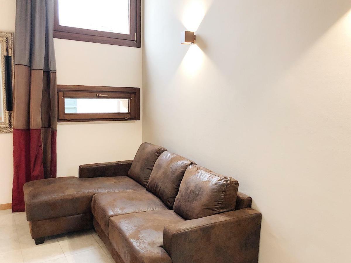 The Bright Nest Apartments Verona Bagian luar foto